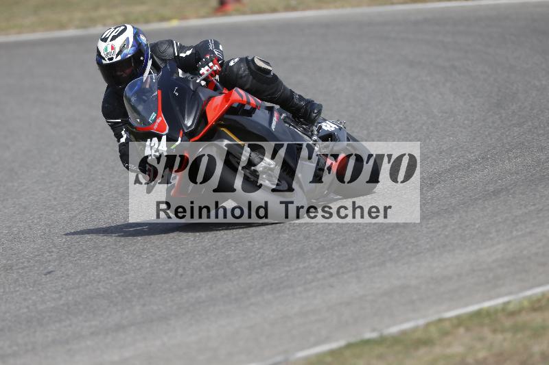 /37 09.08.2026  Pluess Motosport ADR/Freies Fahren/424